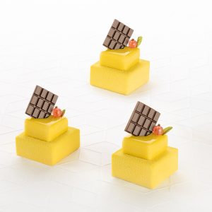Zolta kostka_Yellow cube